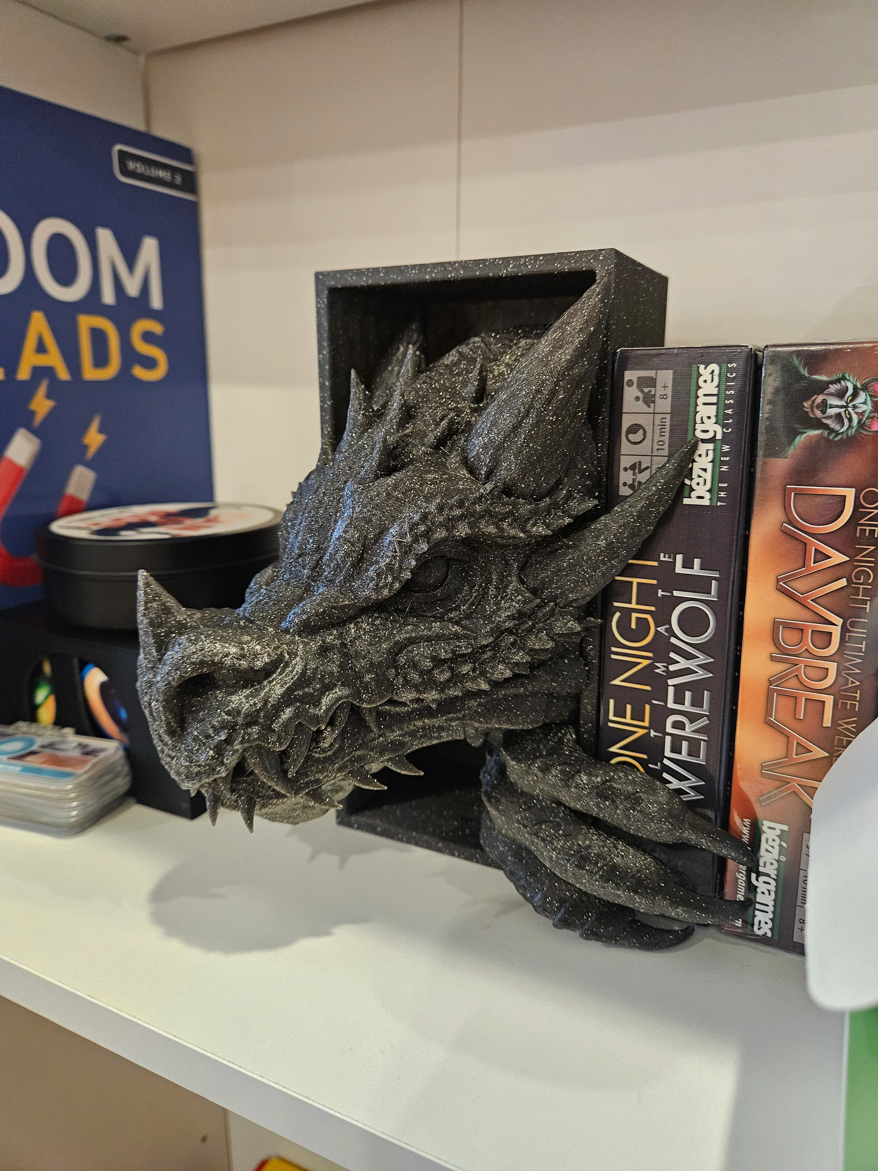 Dragons End Book Nook - Image 6