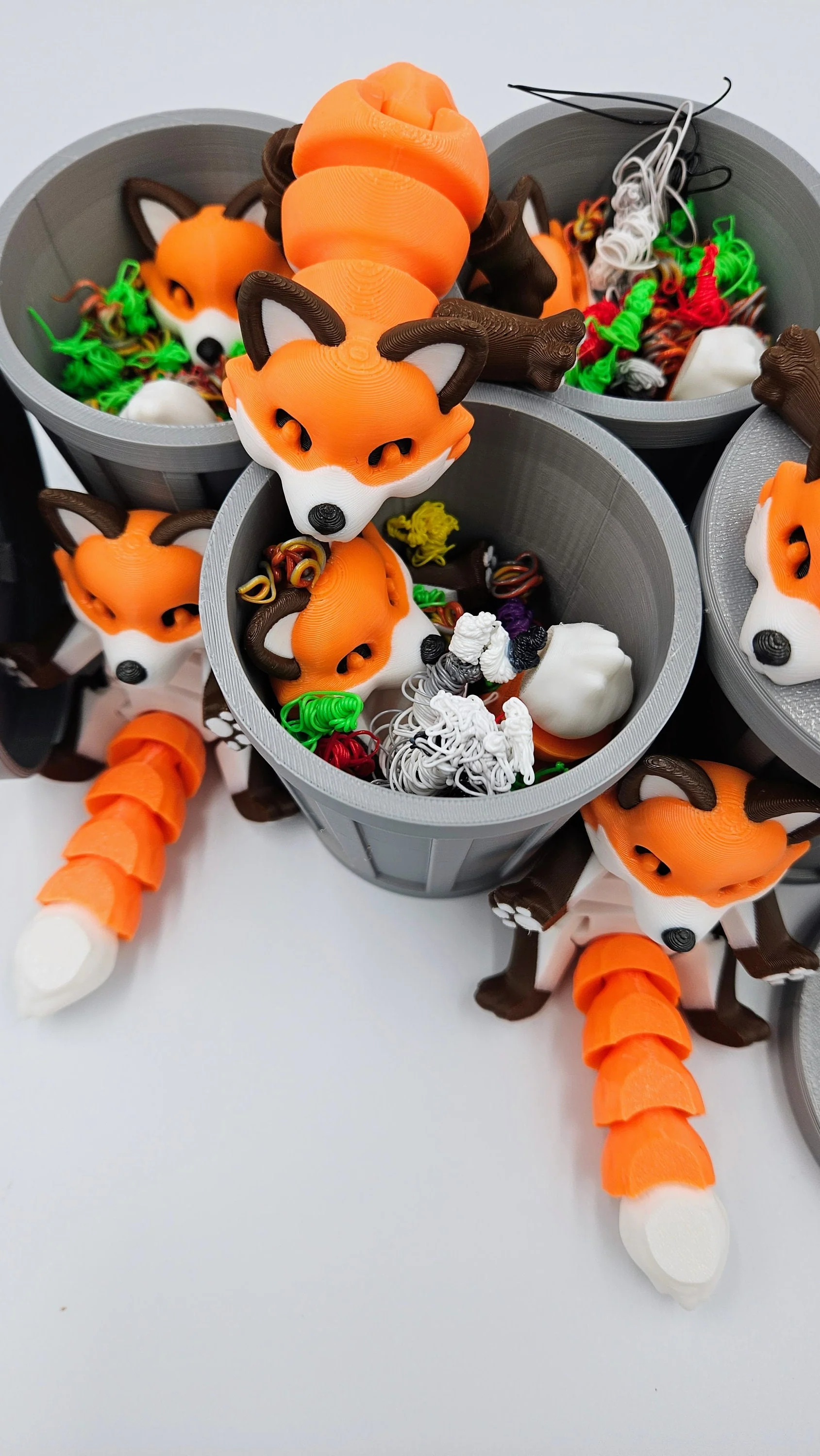 Trash Fox Articulating Fidget Toy - Image 5